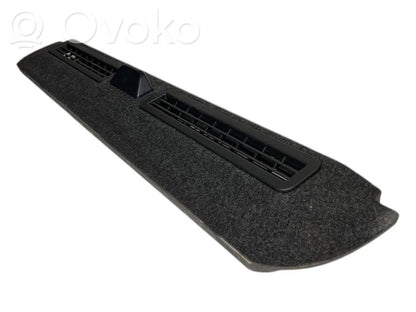 Cita veida bagāžnieka dekoratīvās apdares detaļa