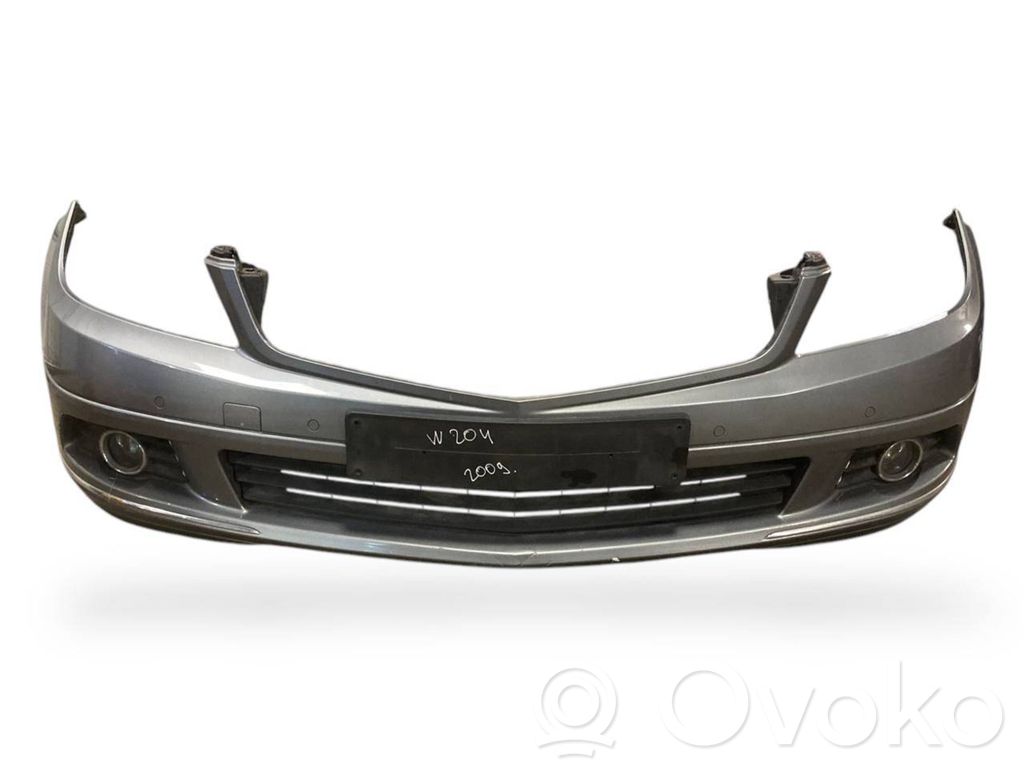 Передний бампер