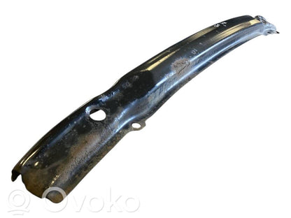 Aizmugurē bampera balka