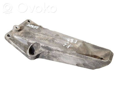 Dzinēja nostiprināšanas stiprinājums-kronšteins