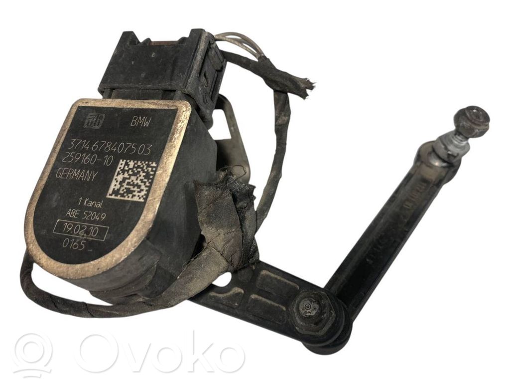 Augstuma sensors (priekšējo lukturu)