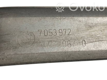 Fuel tank holder(s)
