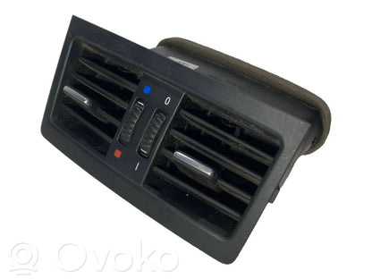 Aizmugurējā gaisa - ventilācijas reste