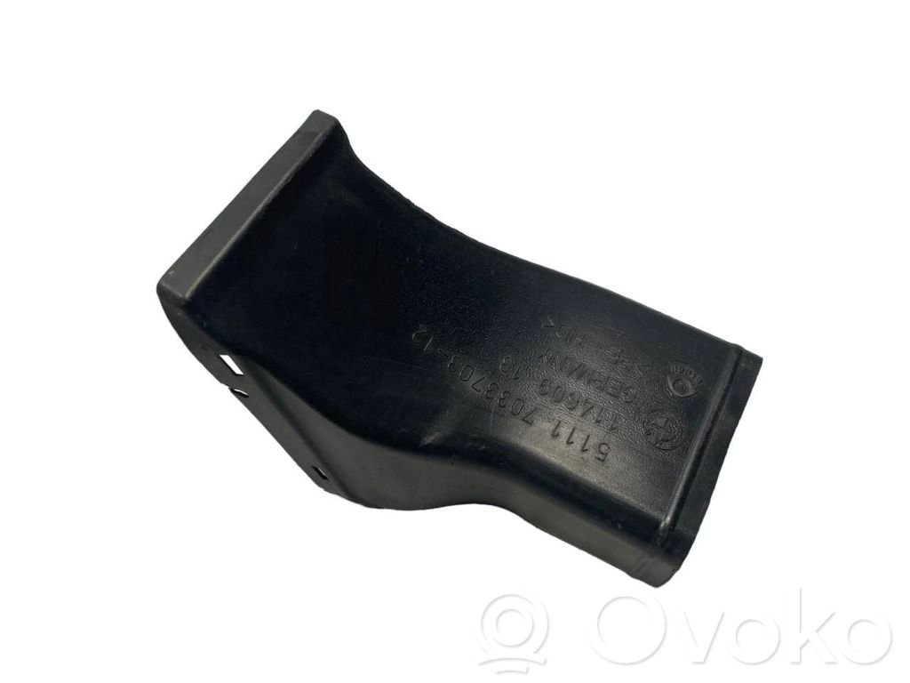 Air intake duct details