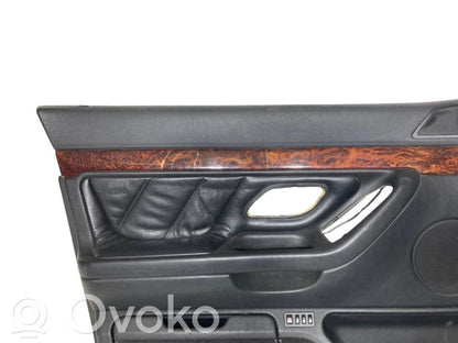 Отделка передней двери