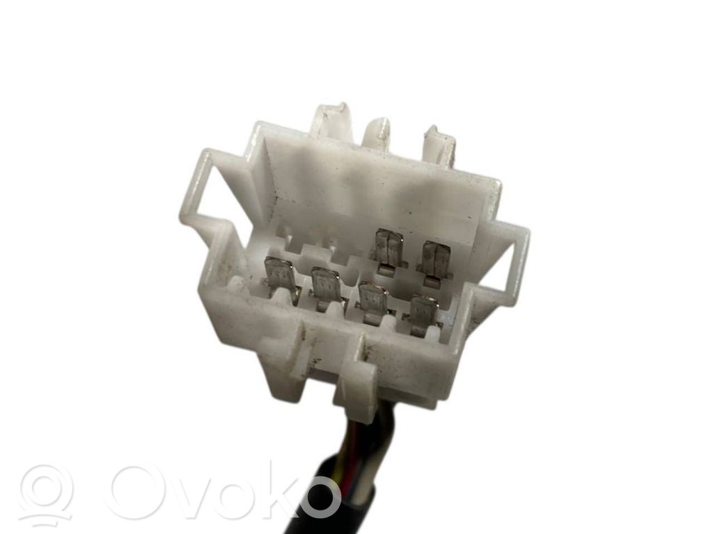 Elektrisks aizmugurējā loga aizkars