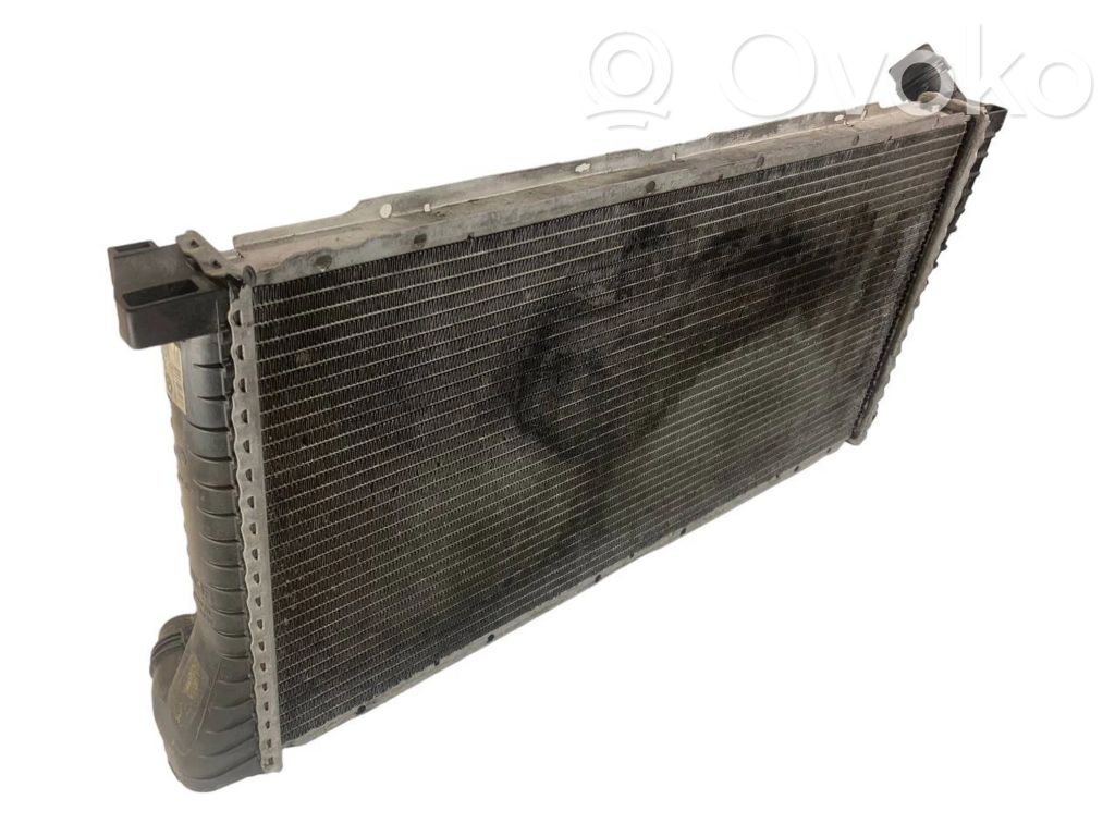 Coolant radiator