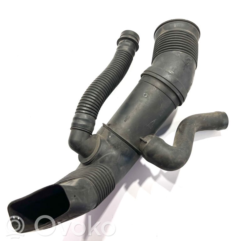 Air intake duct details