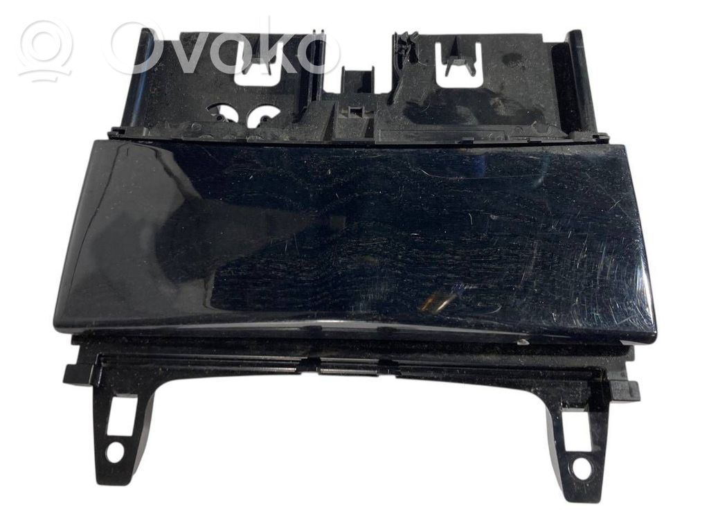 Salona dekoratīvās apdares komplekts