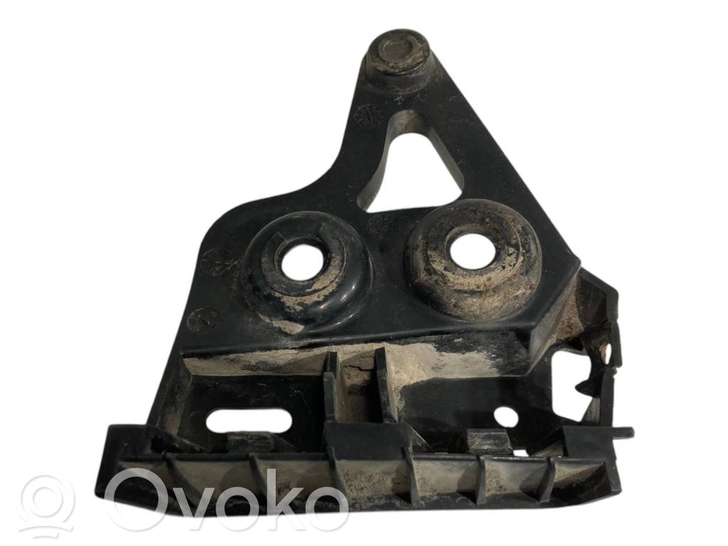 Rear bumper mounting bracket