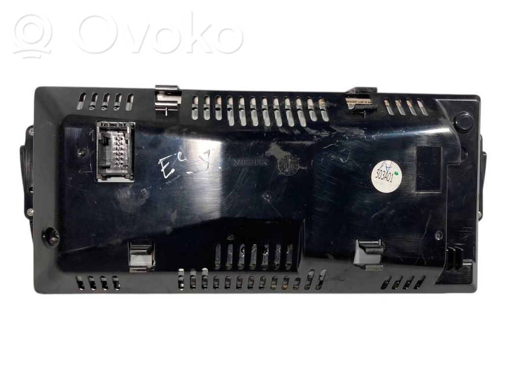 Ekrāns / displejs / mazais ekrāns