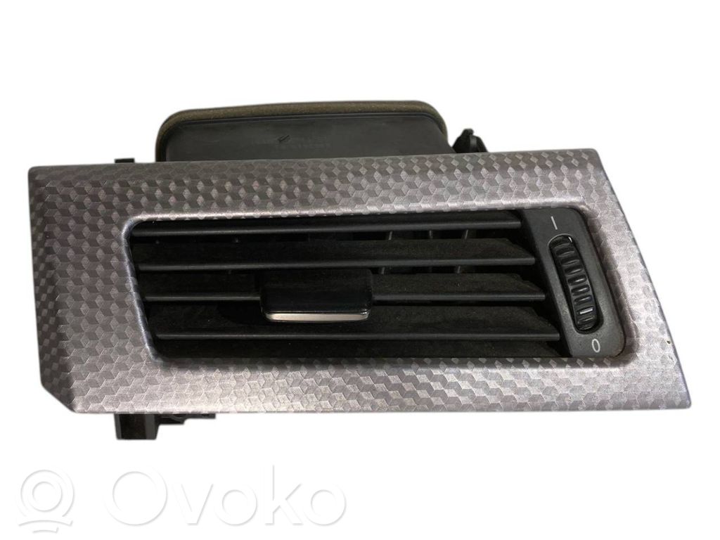 Salona dekoratīvās apdares komplekts