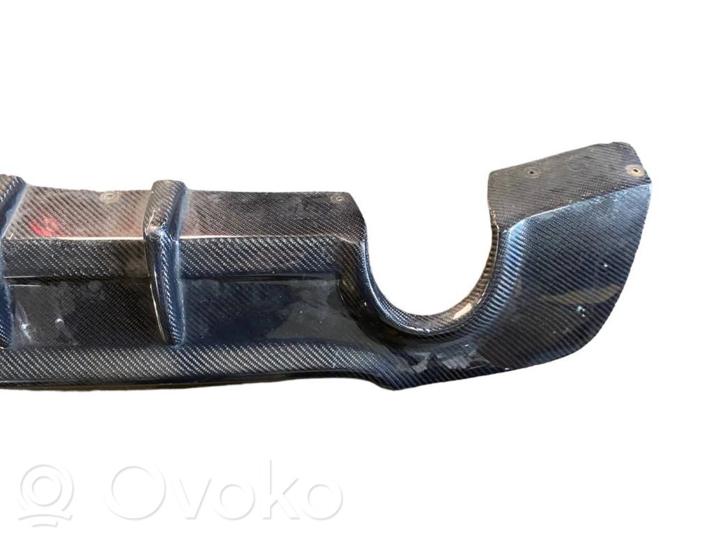 Apakšējā bampera daļa