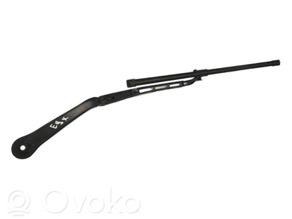 Windshield wiper arm