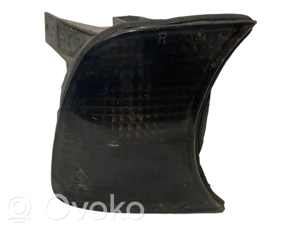 Priekšējais pagrieziena lukturis