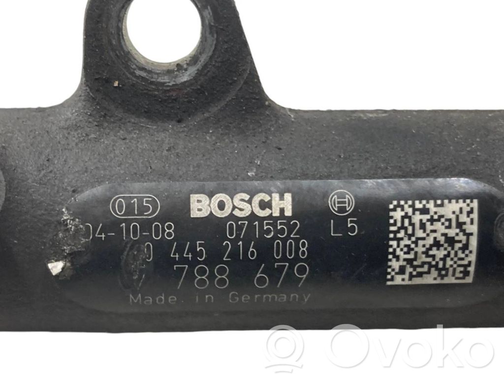 Degvielas maģistrālā caurule