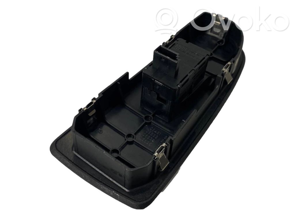 Power window switch