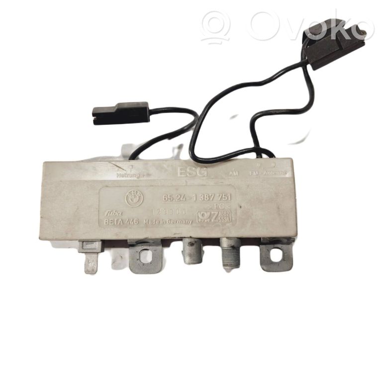 Antenas vadības bloks