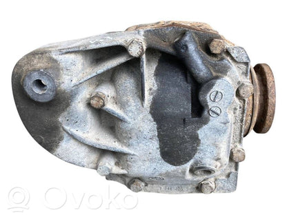 Aizmugurējais reduktors