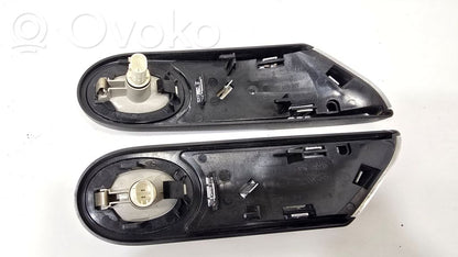 Spārna pagrieziena lukturis