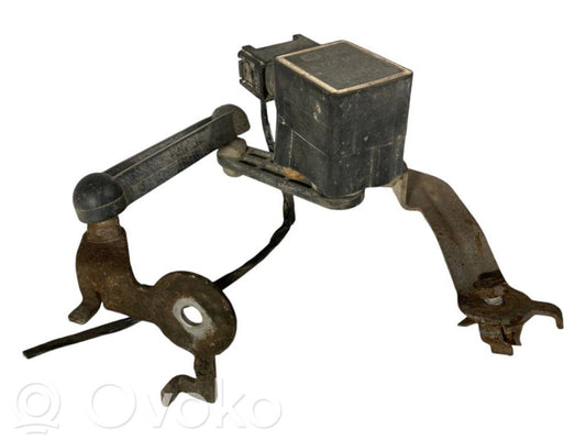 Height sensor (headlights)