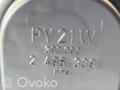 Aizmugurējais lukturis virsbūvē