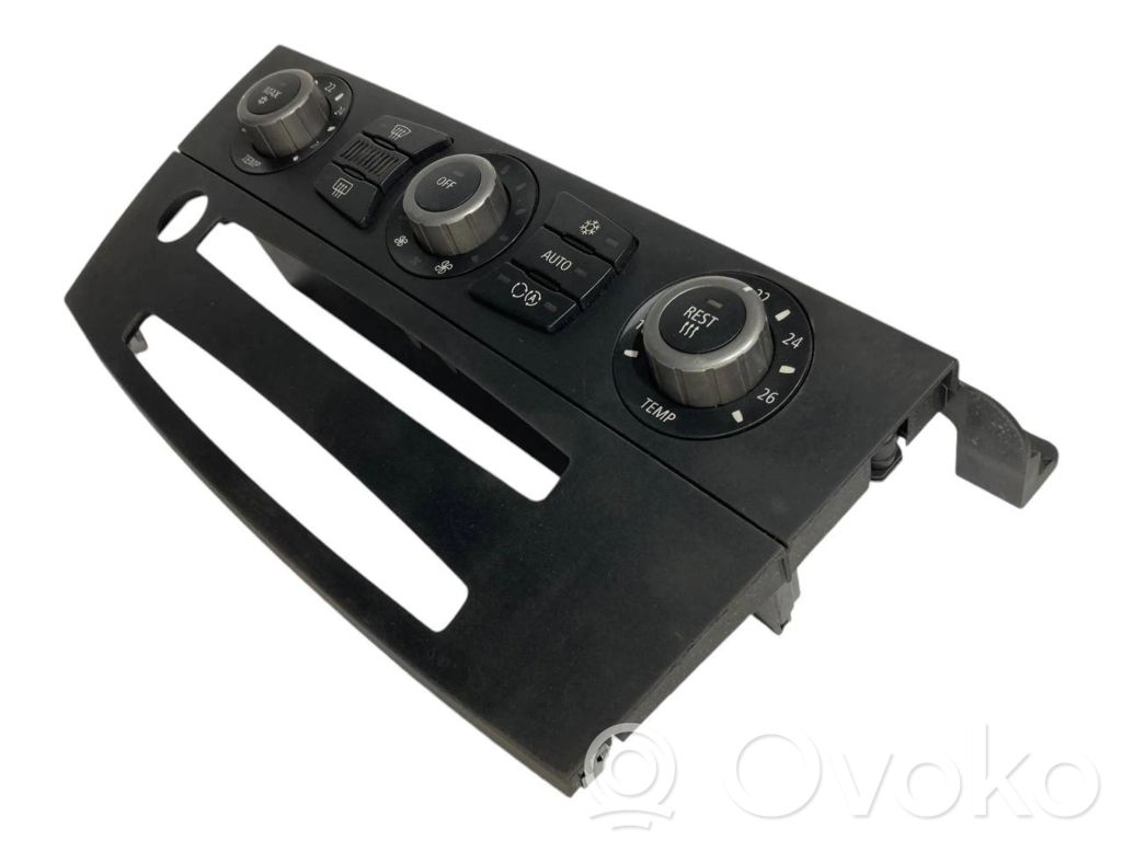 Gaisa kondicioniera / klimata kontroles / salona apsildes vadības bloks (salonā)
