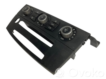 Gaisa kondicioniera / klimata kontroles / salona apsildes vadības bloks (salonā)