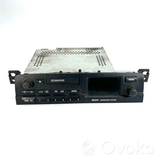 Radio / CD/DVD atskaņotājs / navigācija