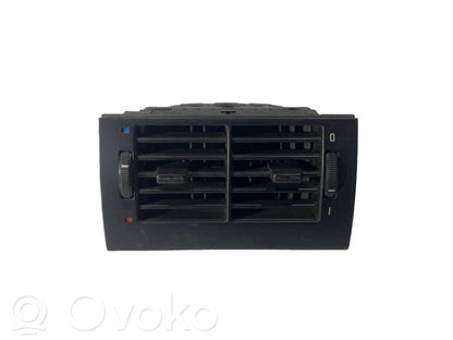 Aizmugurējā gaisa - ventilācijas reste