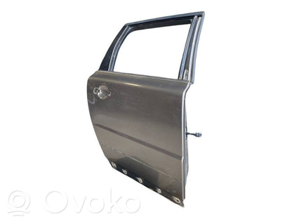 Aizmugurējās durvis