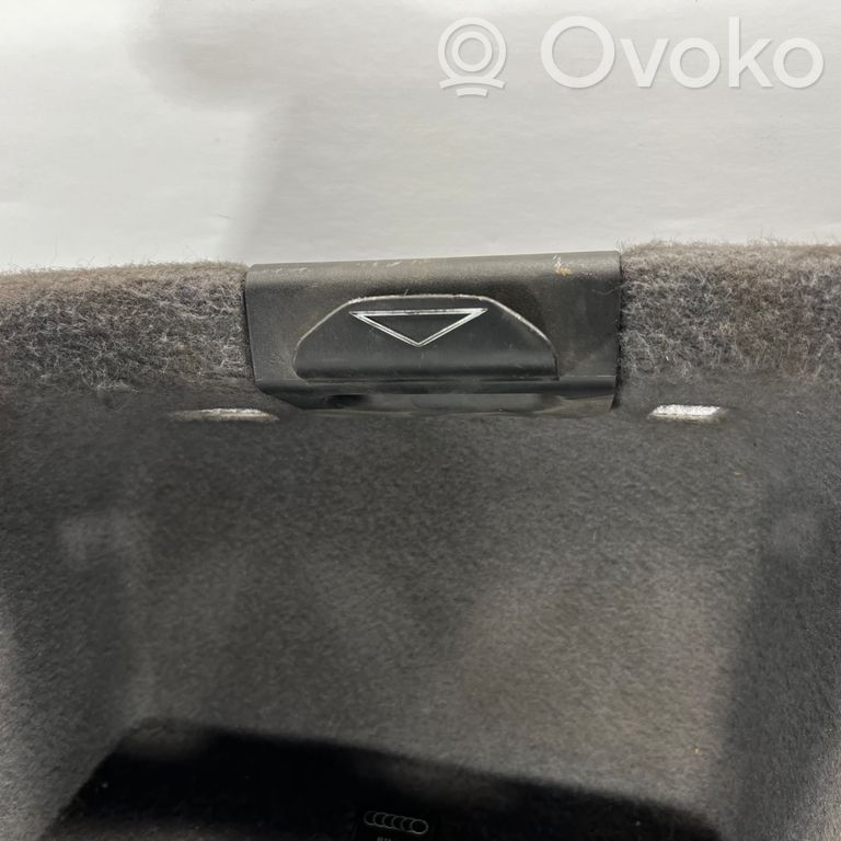 Sānu dekoratīvās apdares panelis