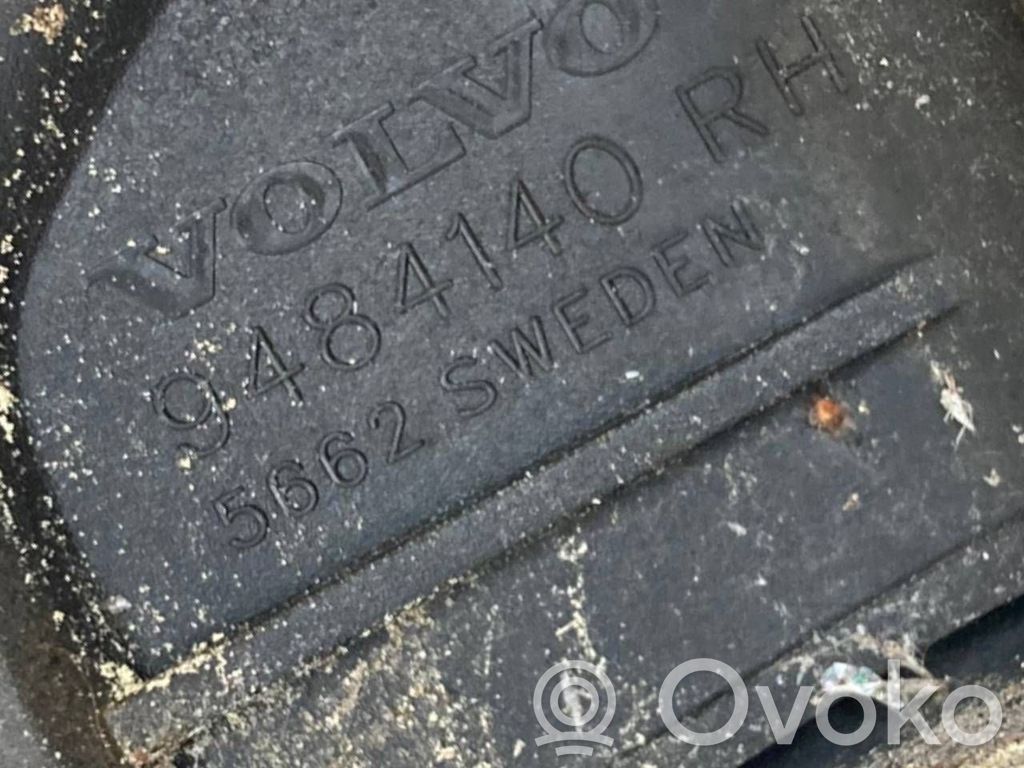 Gareniskie jumta reliņi – "ragi"