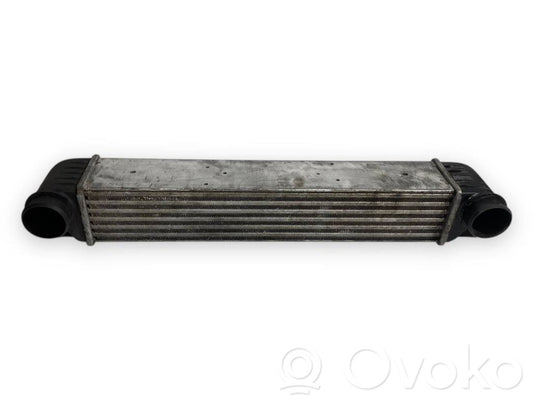 Starpdzesētāja radiators