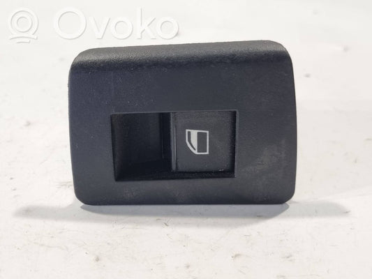 Elektrisko logu slēdzis