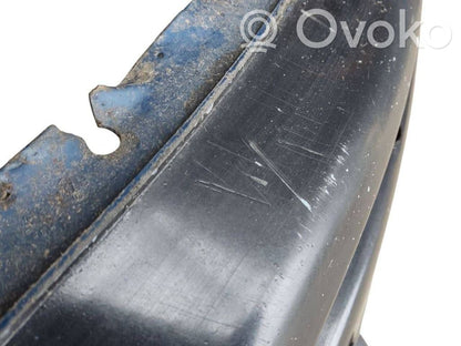 Передний бампер