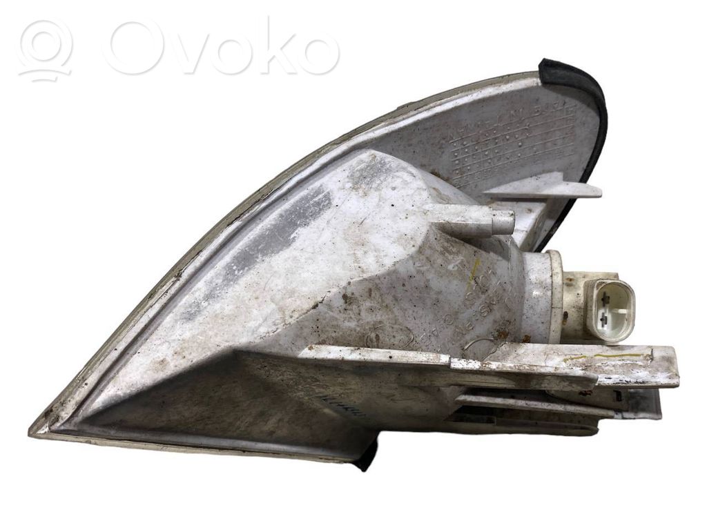 Priekšējais pagrieziena lukturis