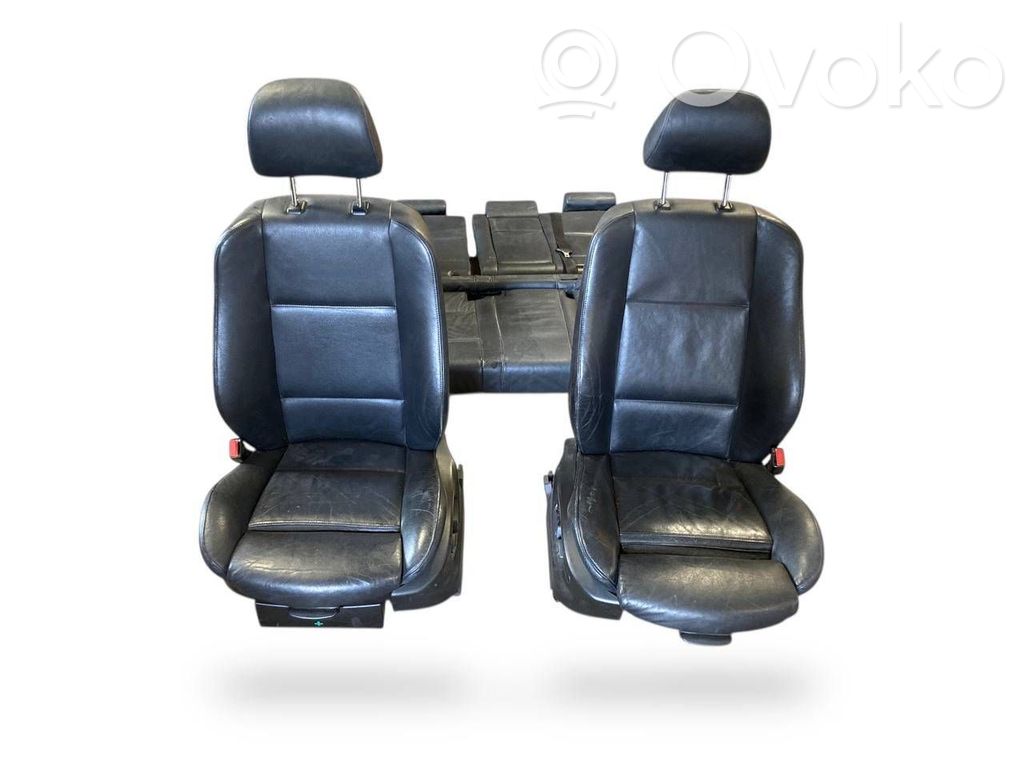 Seat set