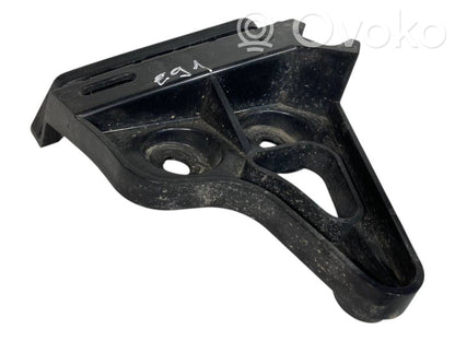 Кронштейн крепления заднего бампера