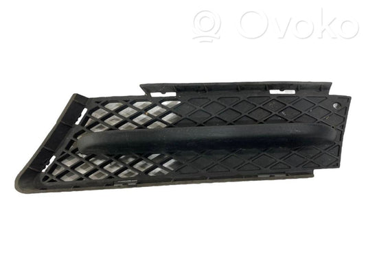 Lower grille (three-piece)