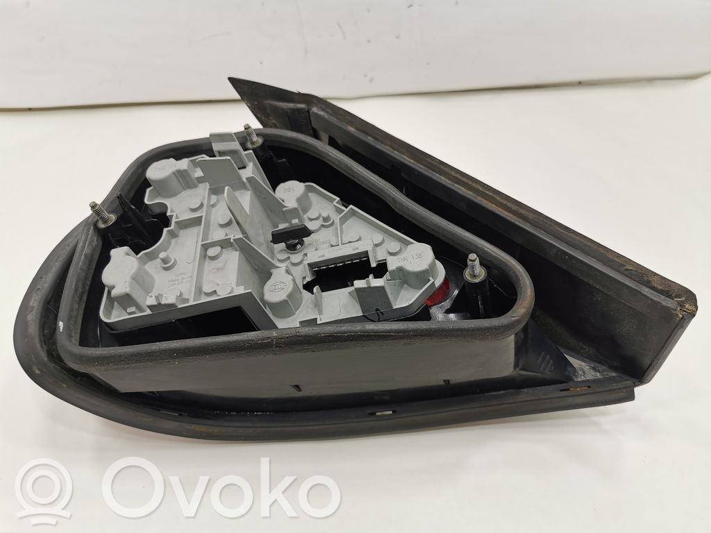 Taillight in the body