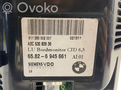 Ekrāns / displejs / mazais ekrāns