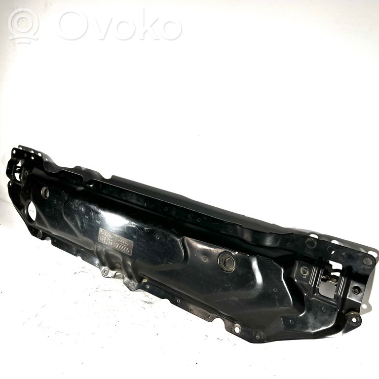 Radiatoru paneļa augšējā daļa (televizors)