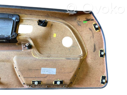 Priekšējo durvju apdare