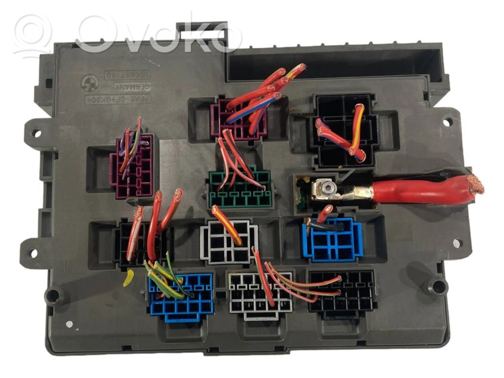 Блок предохранителей