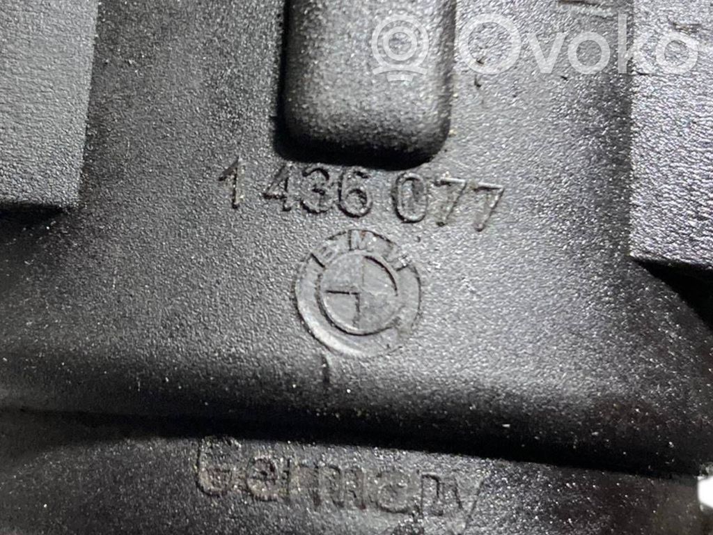 Caurulīte (-es) / šļūtene (-es)