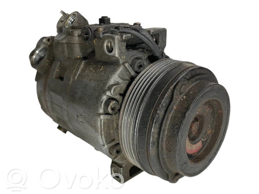 Air conditioner compressor (pump)