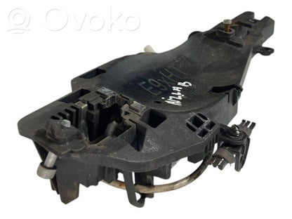 Aizmugurē turētājs / kronšteins ārējam atvēršanas rokturim