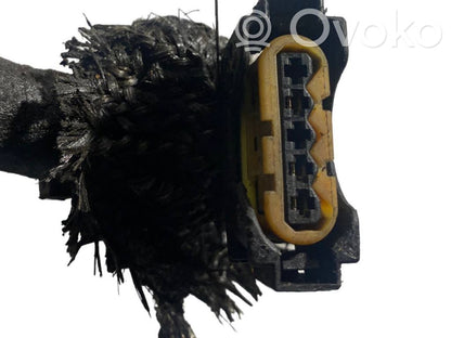 Dzinēja vadu instalācija