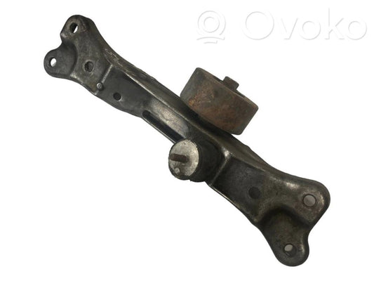 Transmission mounting bracket